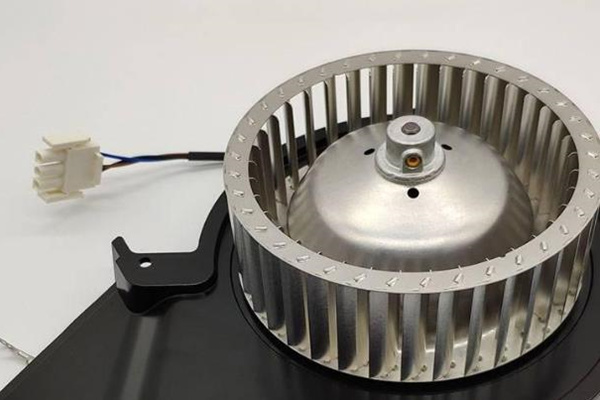 洗衣機(jī)風(fēng)葉旋轉(zhuǎn)方向如何分辨，一招搞定！